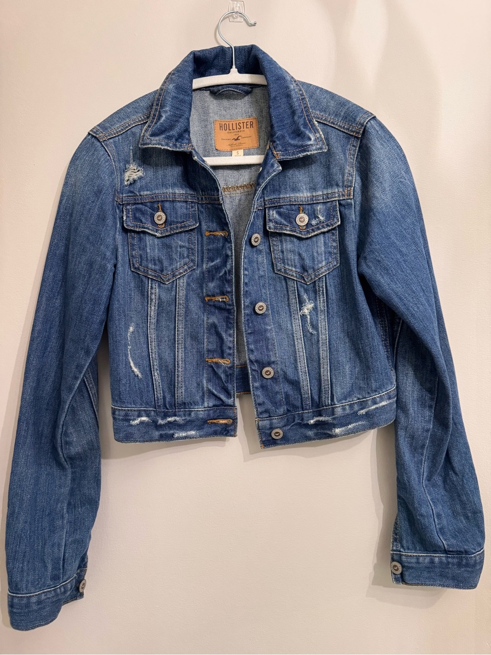 Vintage Retro Hollister Women's Blue Distressed Denim Jacket